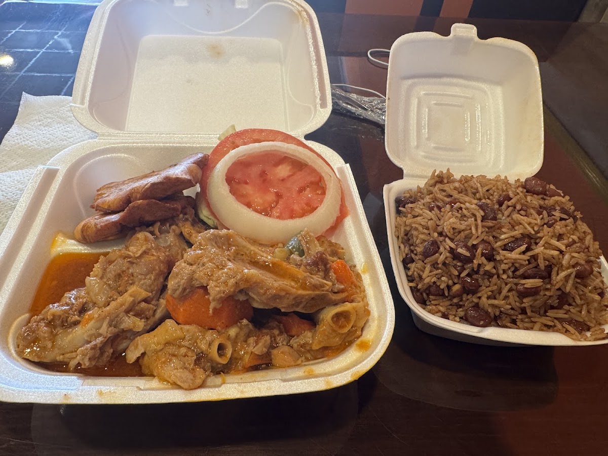 Yummy Yummy Caribbean Food