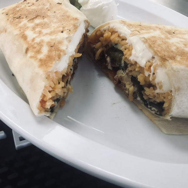 Breakfast Burrito L