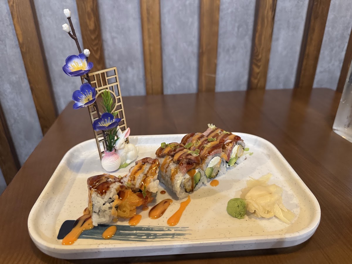 Nori Sushi & Grill