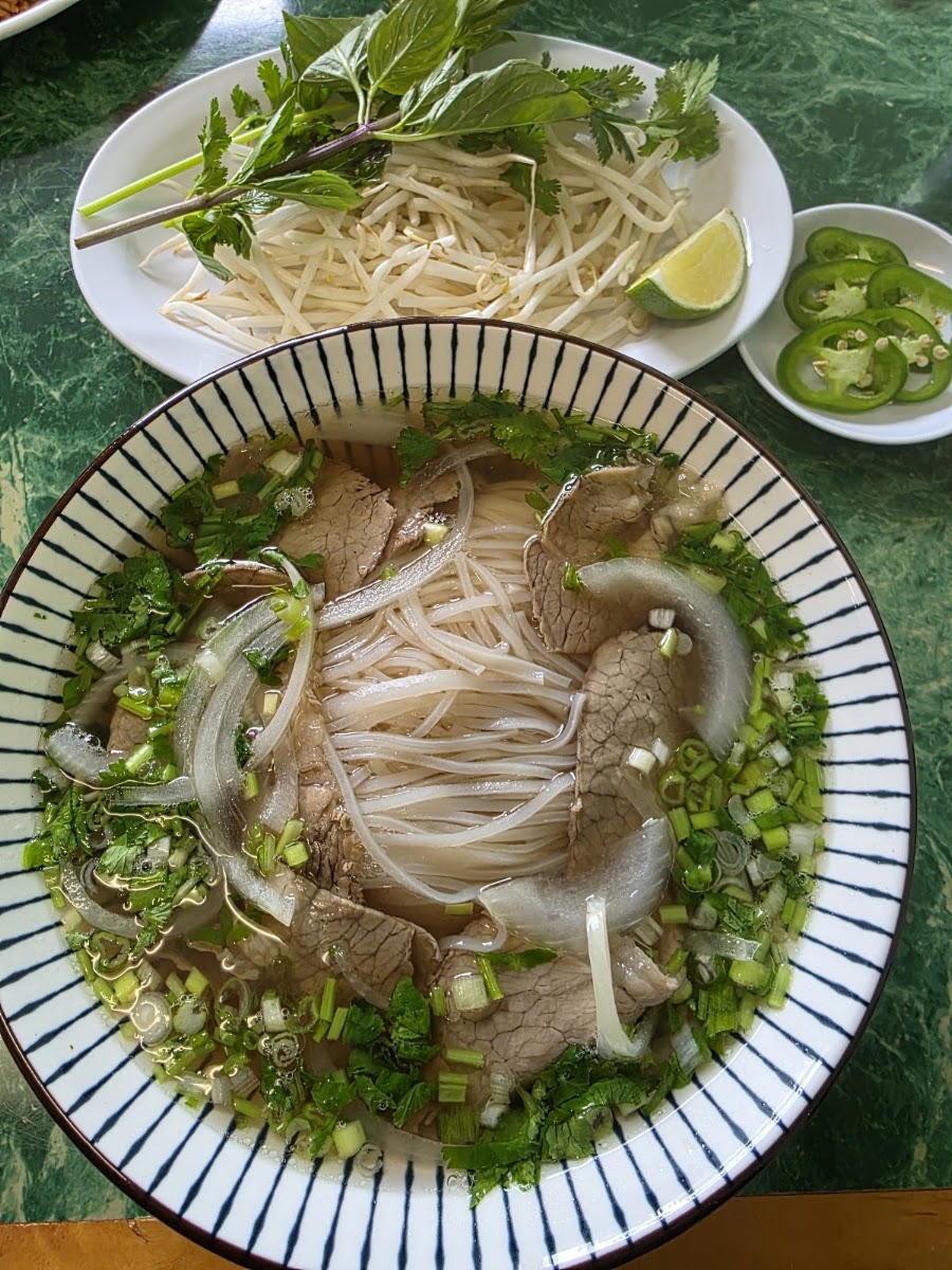 Pho & Grill Hut