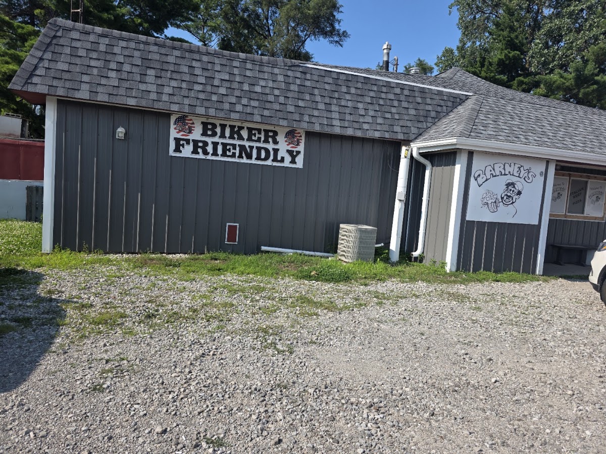 Barney's at Gentleman Tom's Hideaway