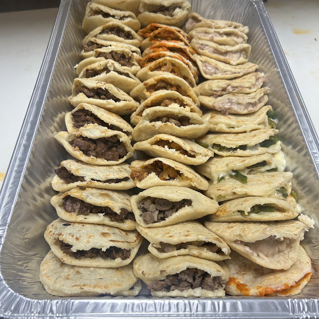 Platillo de Gorditas Gorditas Plate Bistek