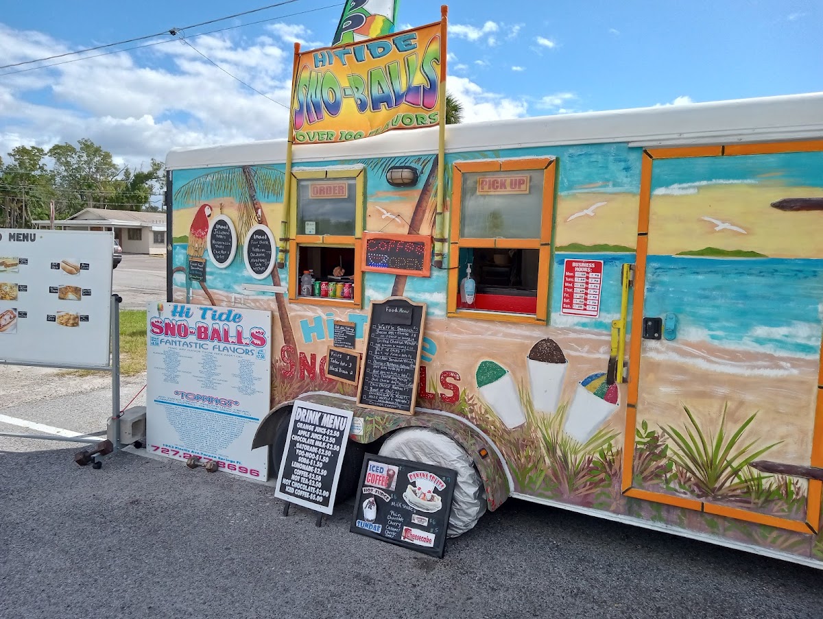 Hi Tide Sno-Balls Eats & Treats