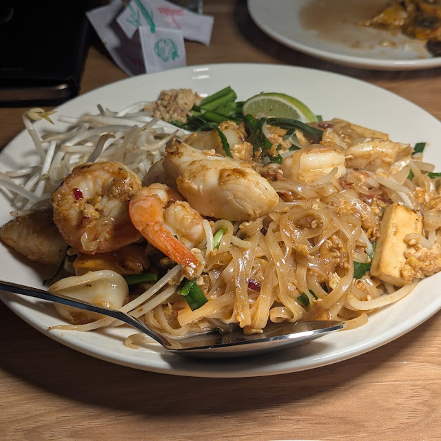 Pad Thai Shrimp and Crab