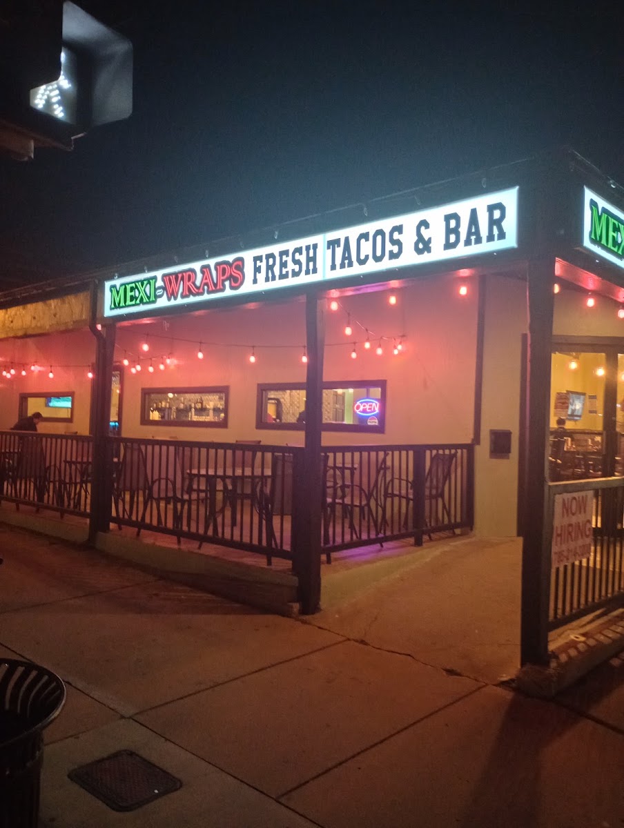 Mexi-Wraps | Fresh Tacos and Bar