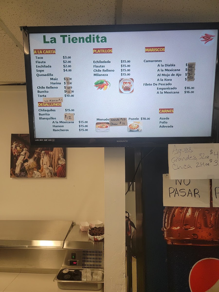 La Tiendita menu board
