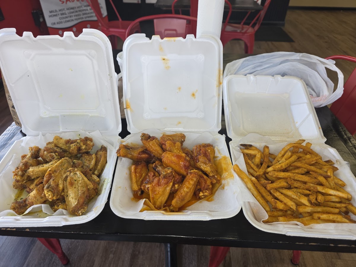 901 Wings