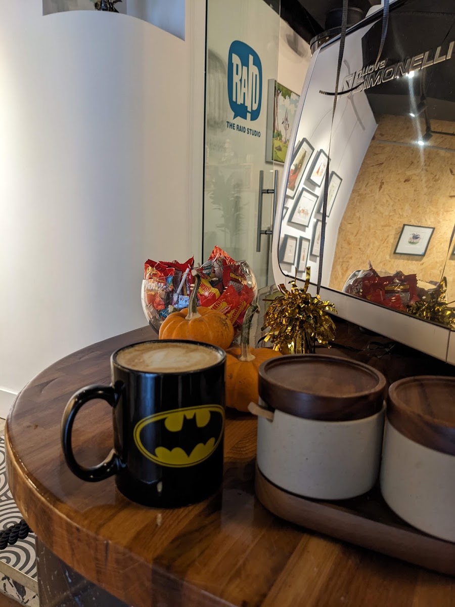 RAID Gallery & Cafe