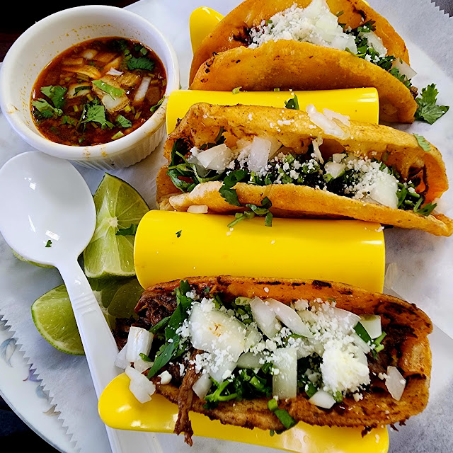 Tacos De Birria De Res