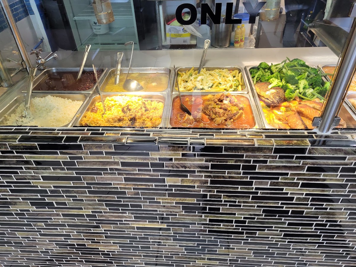 Pavon Deli Restaurant