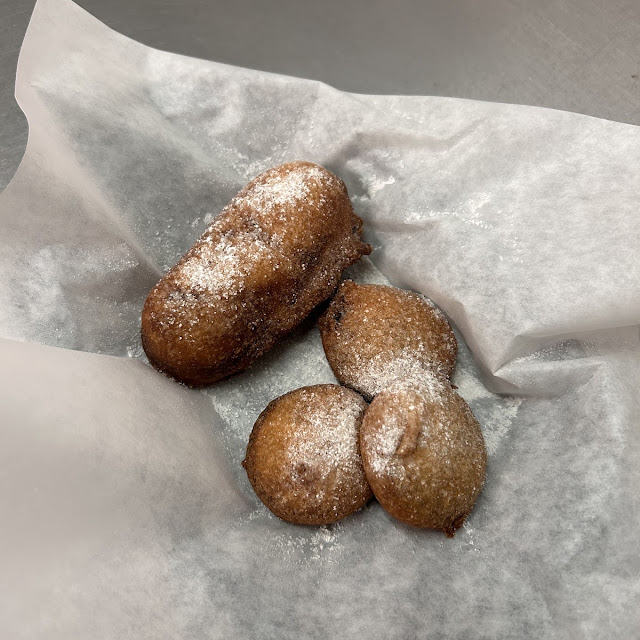 Fried Twinkie with Sprinked Powdered Sugar