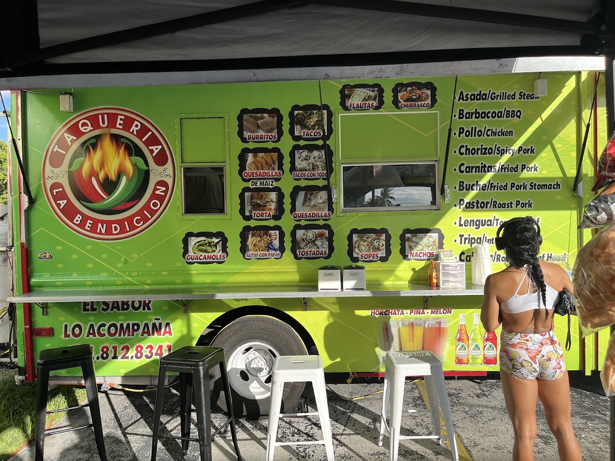 Taqueria La Bendicion Taco Truck menu board