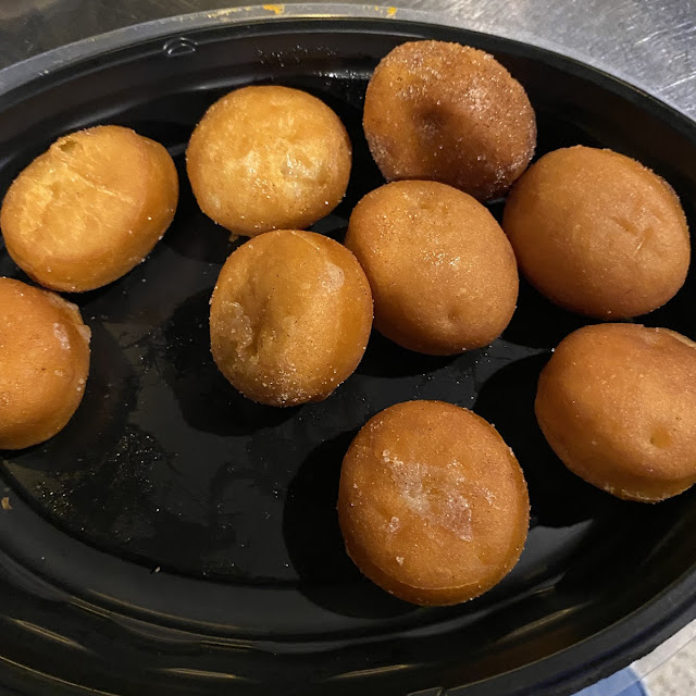 Family Sides & 8 Hushpuppies