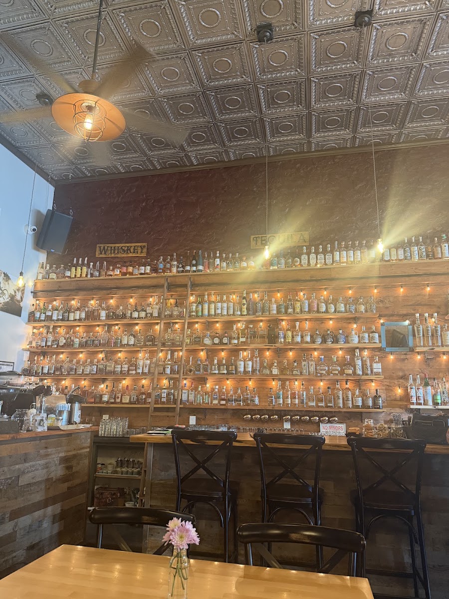 The Cabyn Cocktail Bar & Kitchen