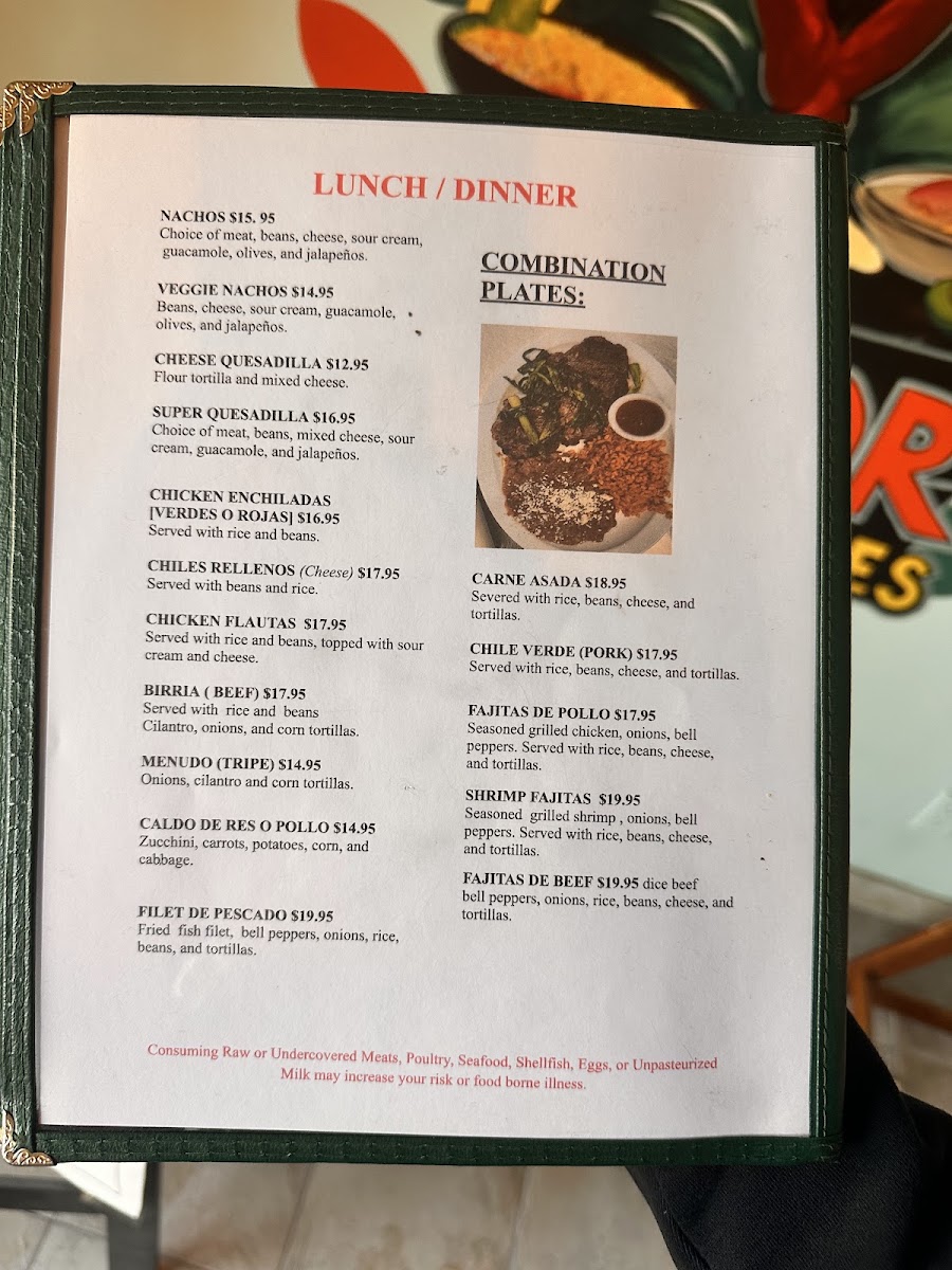 Señor Chilaquiles menu board
