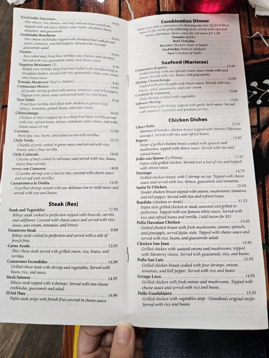 Antojitos Mexicanos El Sol menu board