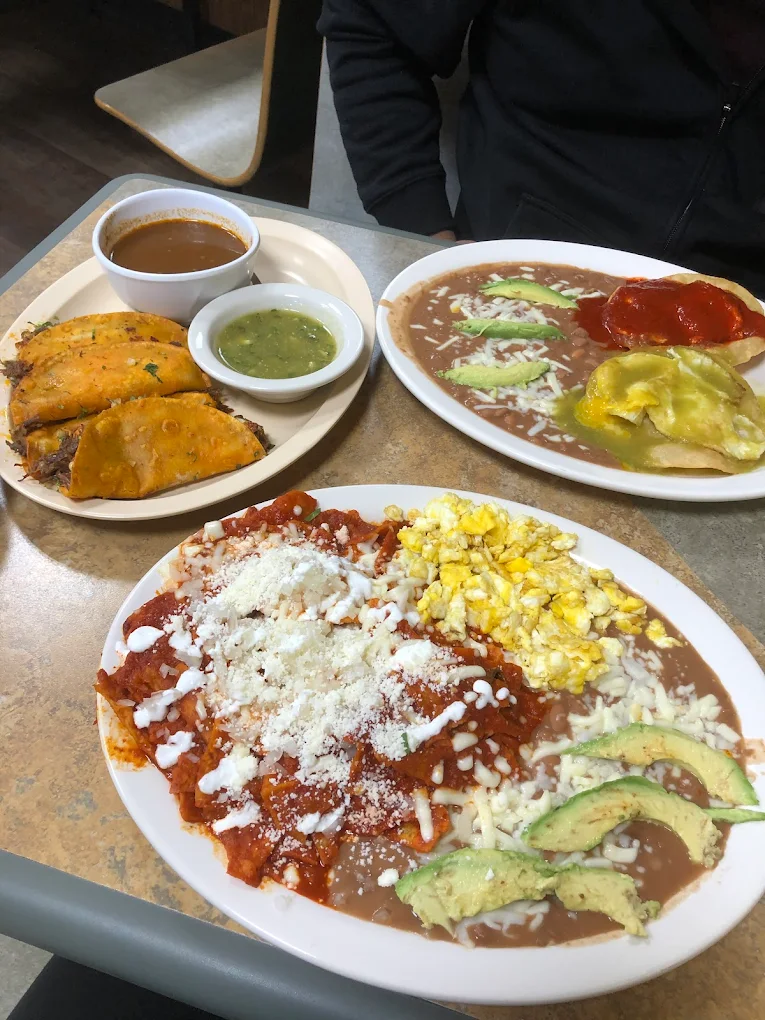Antojitos Mexicanos El Sol