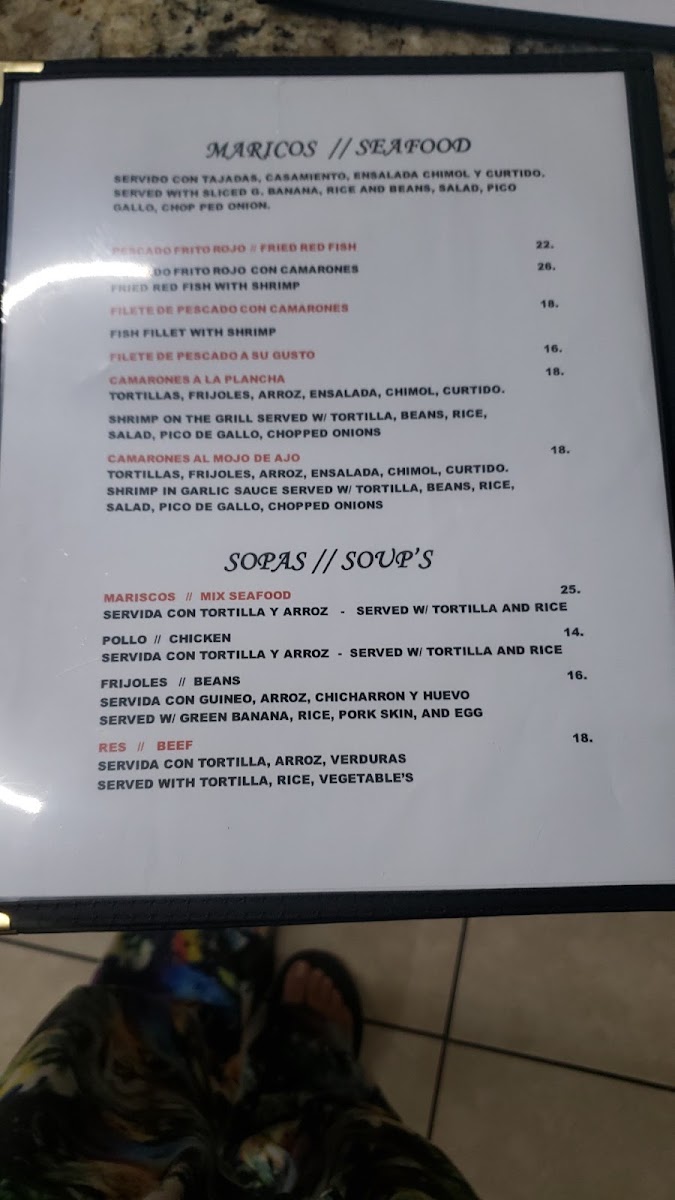 Green Banana Restaurante Hondureño menu board