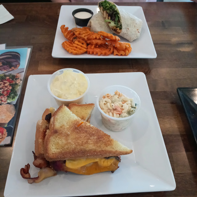 Outlaw Grilled Cheese