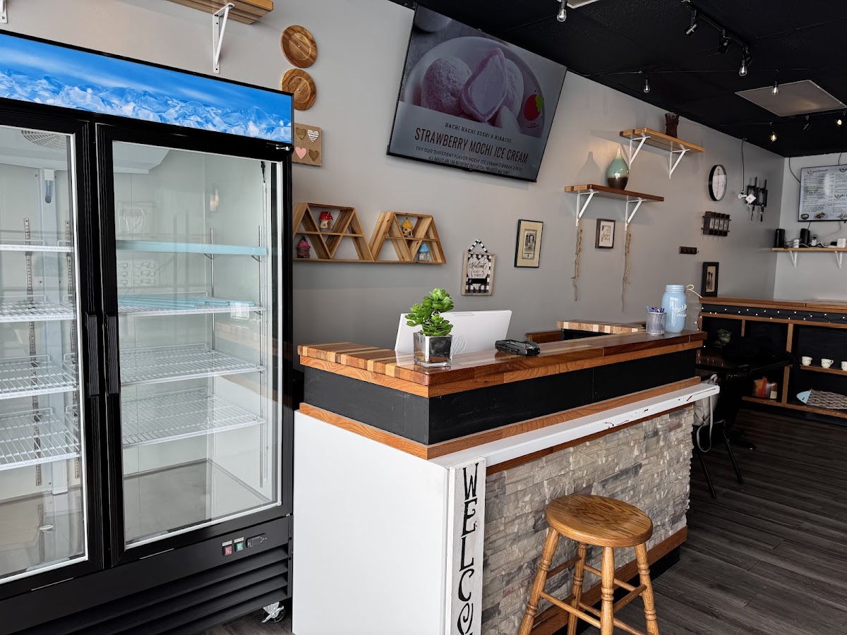 Hachi Hachi Sushi & Hibachi Portage