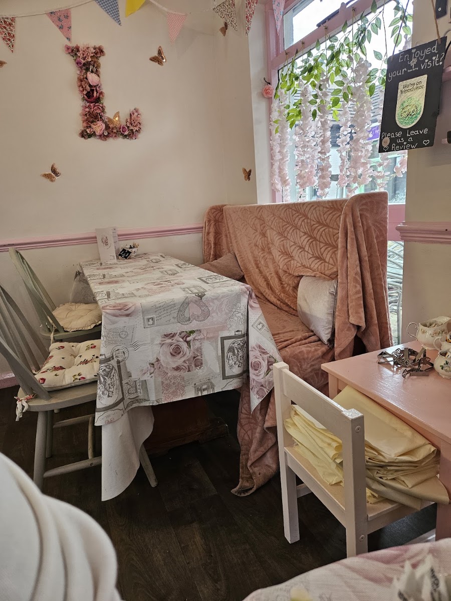 Lulu-J's Vintage Tea Rooms