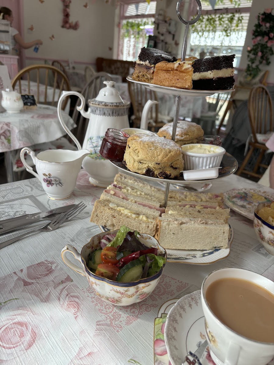 Lulu-J's Vintage Tea Rooms