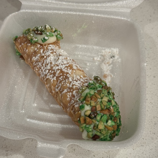 Pistachio Cannoli