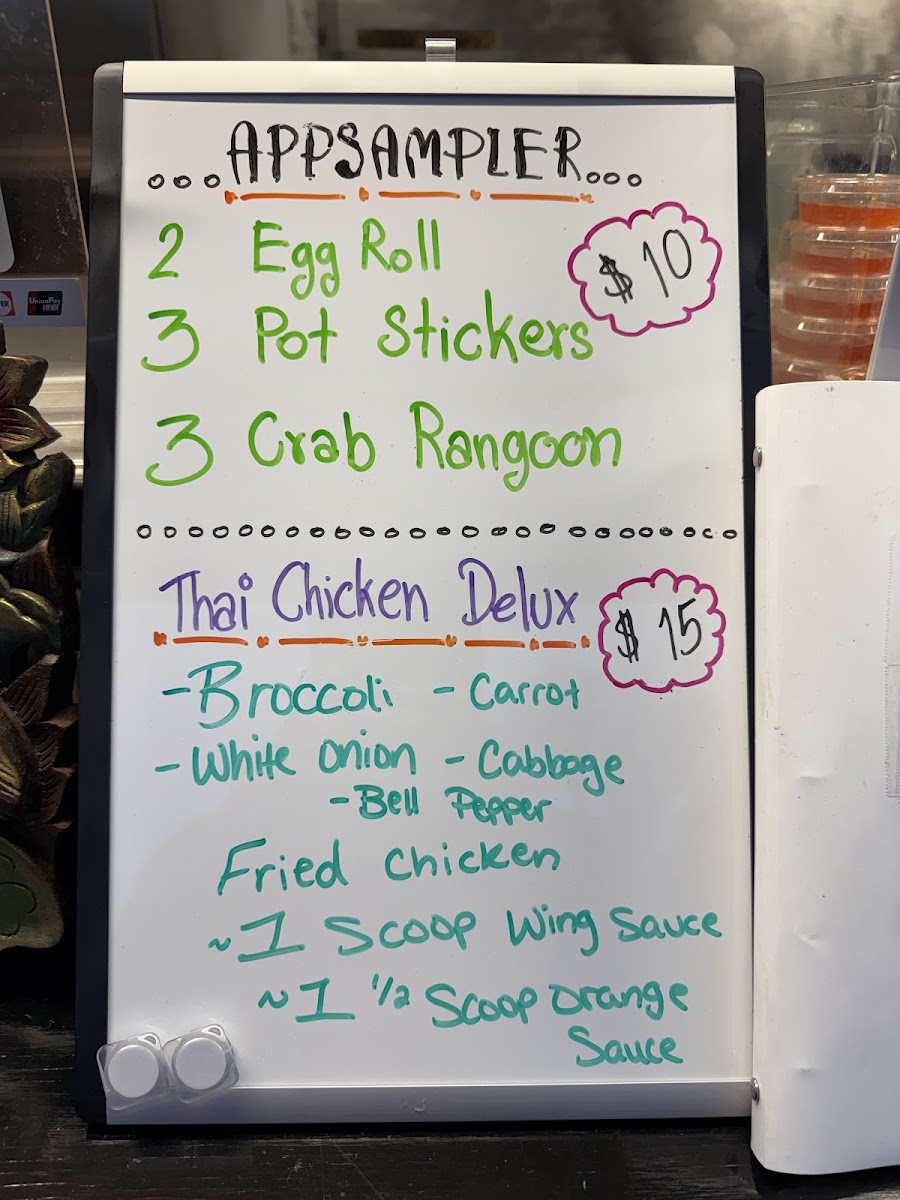 Pawi’s Taste of Thai