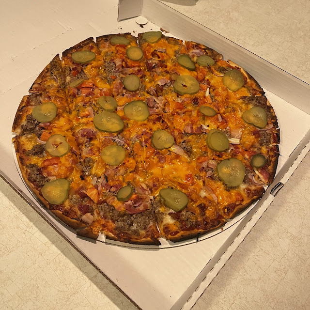 Bacon Cheeseburger Pizza