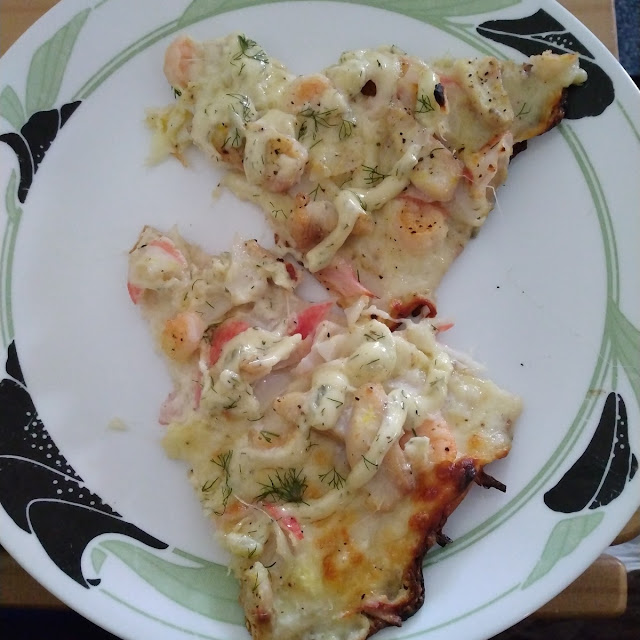 Moby Seafood Pizza
