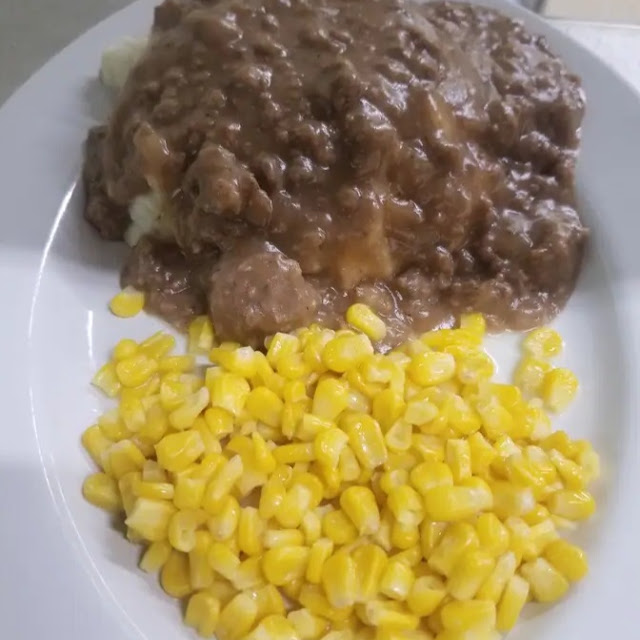 Hamburger Gravy over Mashed Potatoes