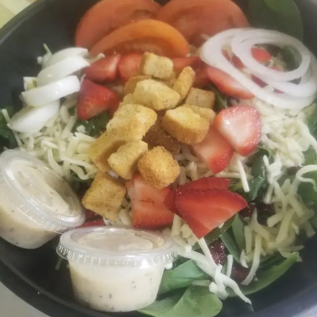 Strawberry Spinach Salad