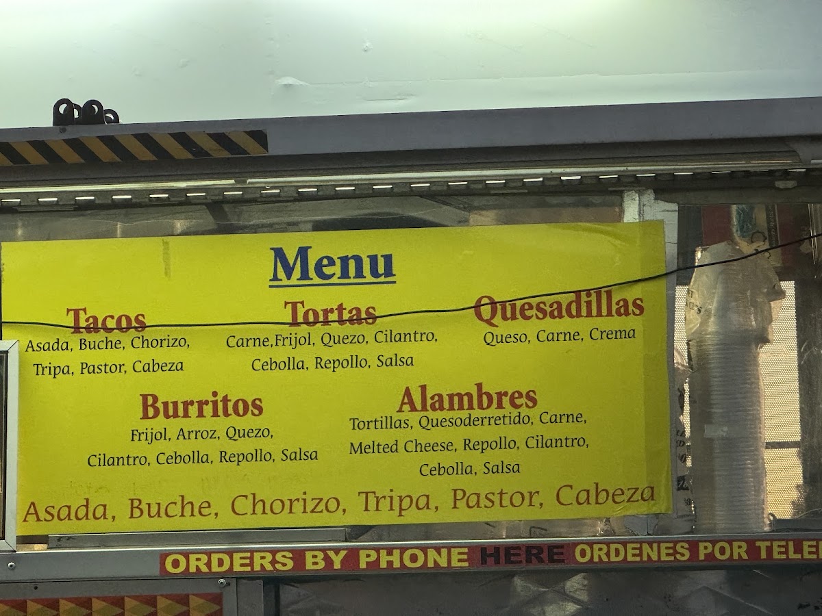 Ponce's Tacos menu board