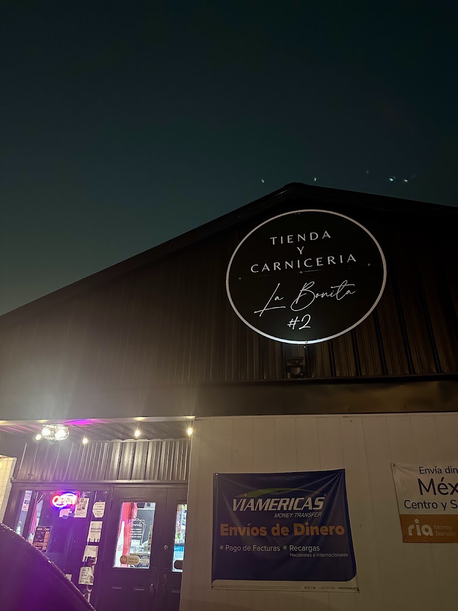 Tienda y Carnicería la Bonita #2