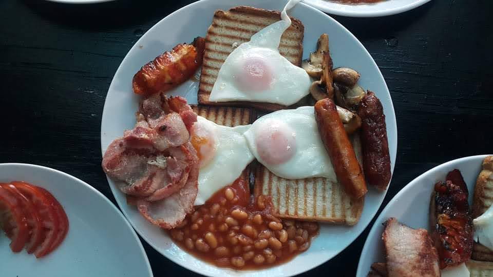 Love 66 - British Pub&Bar Grill