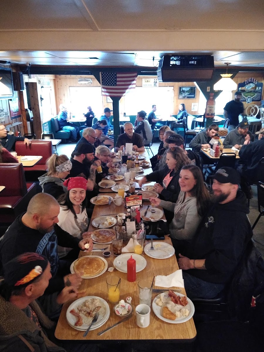 Twin Creek Inn