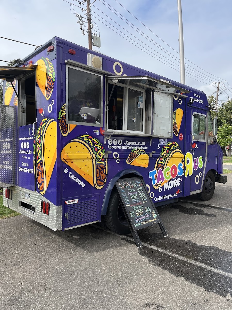 Tacos R Us & More