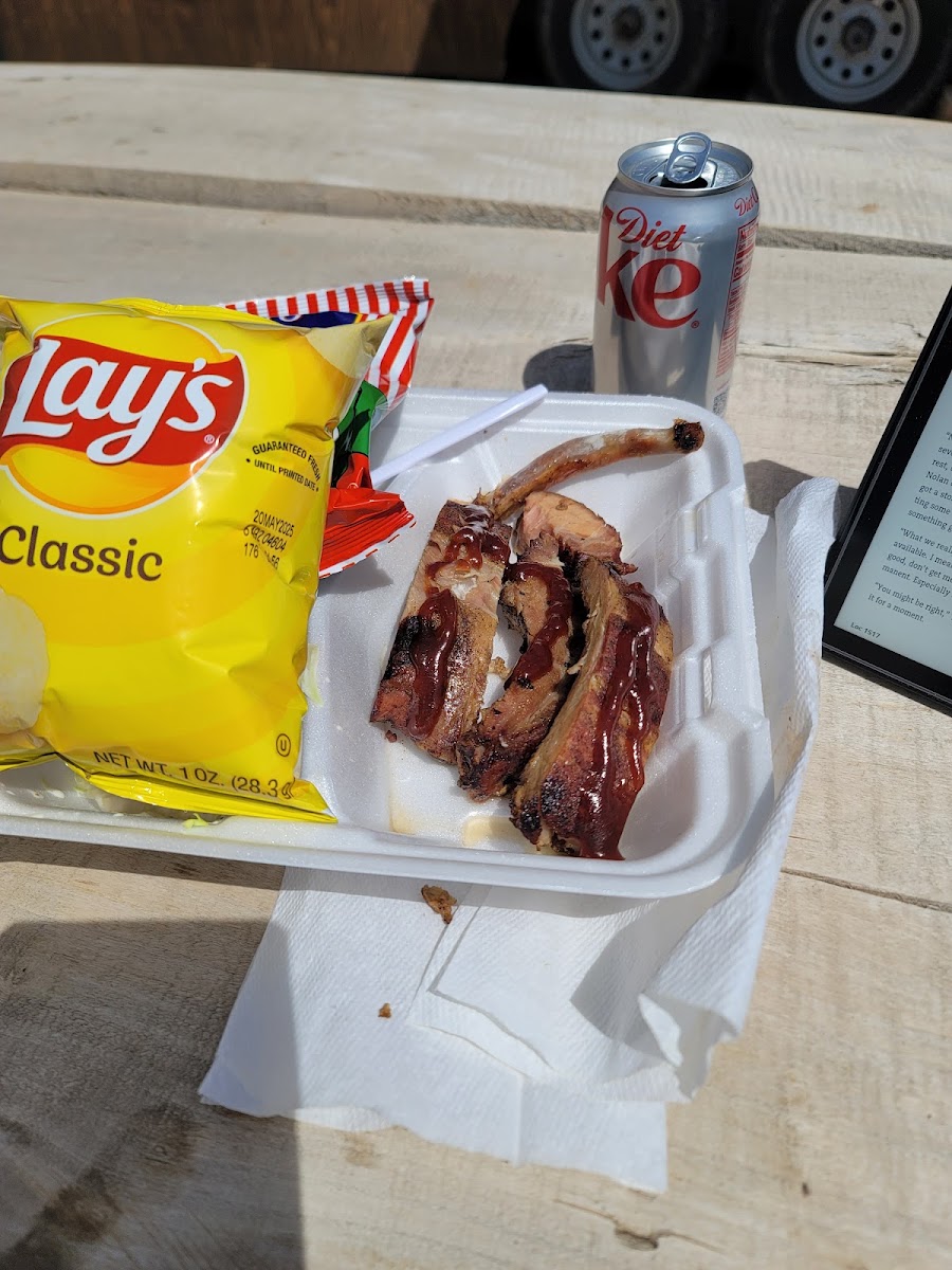 Roadhouse BBQ Jr