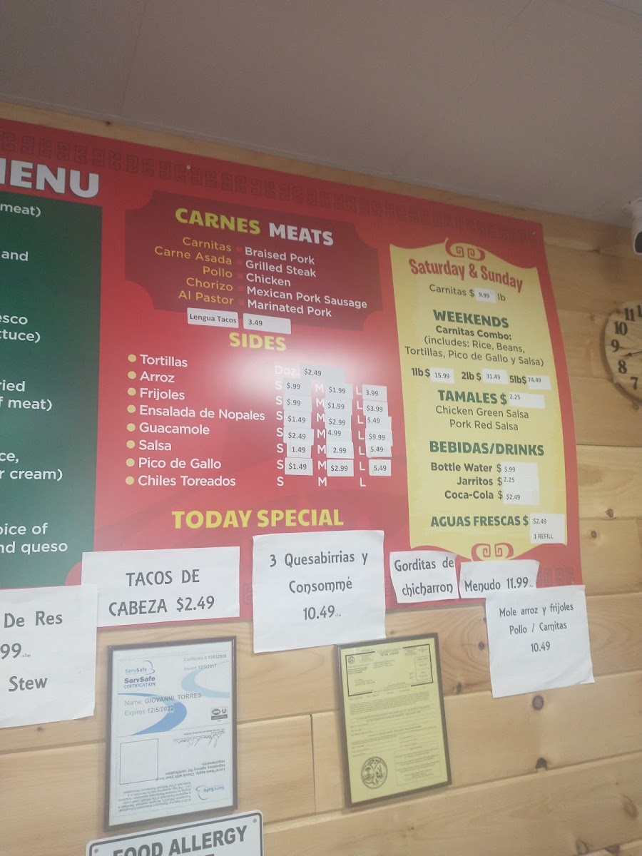 Mi Tierra menu board