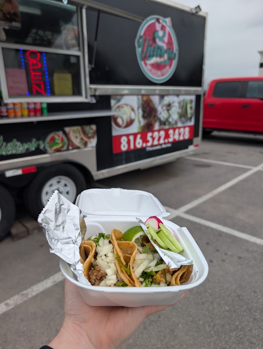 Victoria' Mexican Food Truck