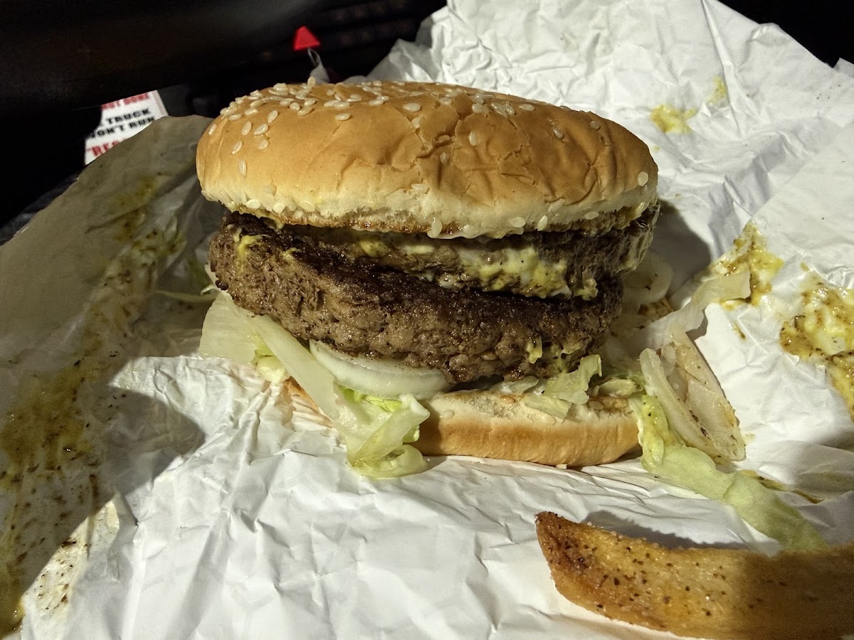 C-Store & Grill