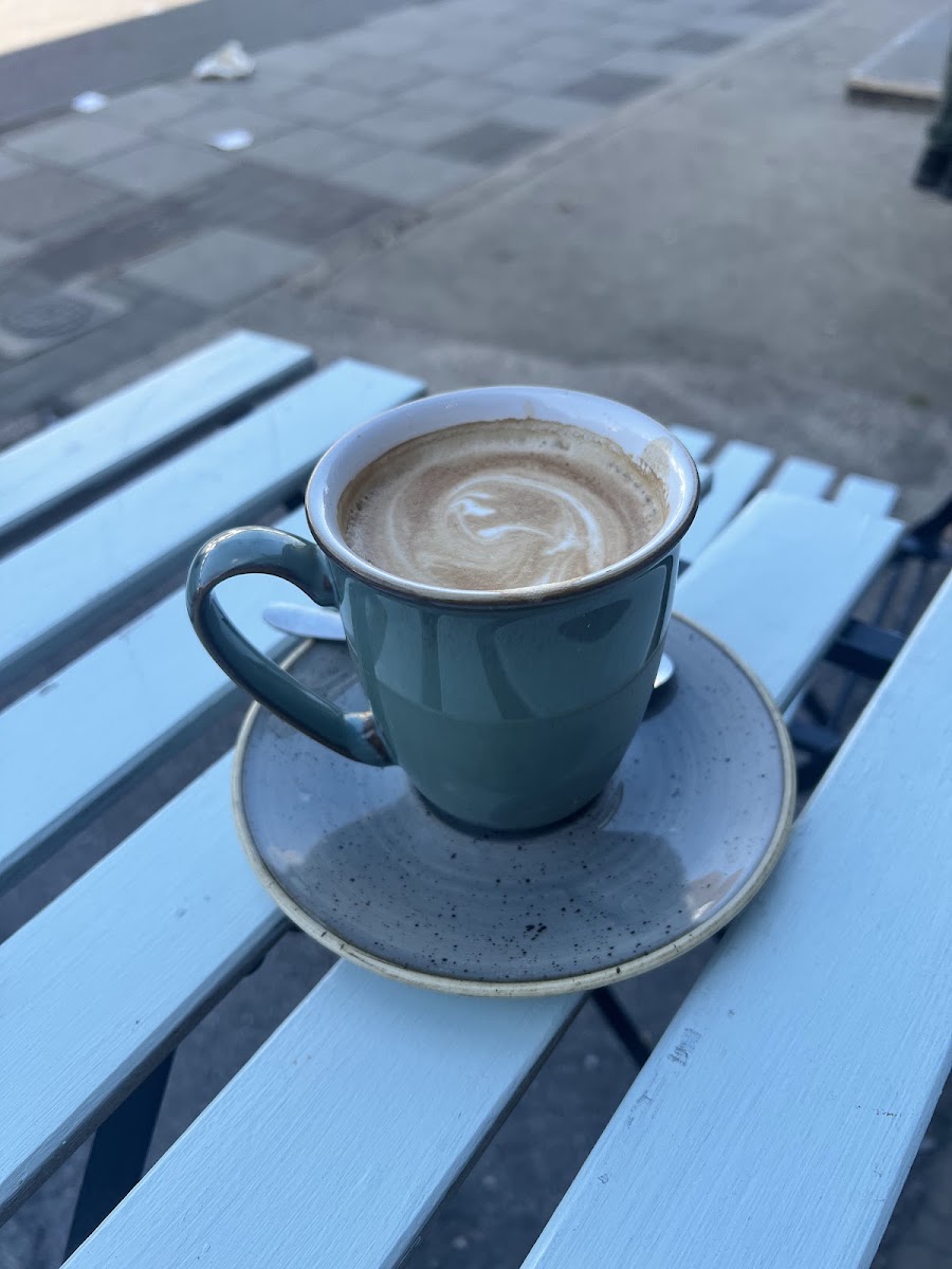 Macchiatos Coffee & Bagels Shop