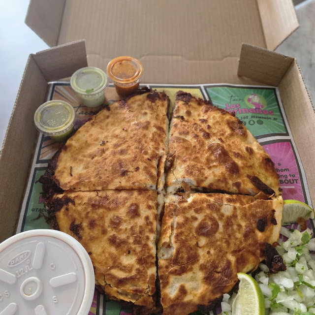 Personal Pizza Birria