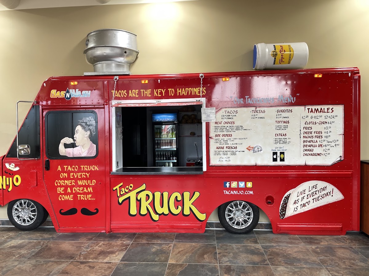 Ta Canijo menu board