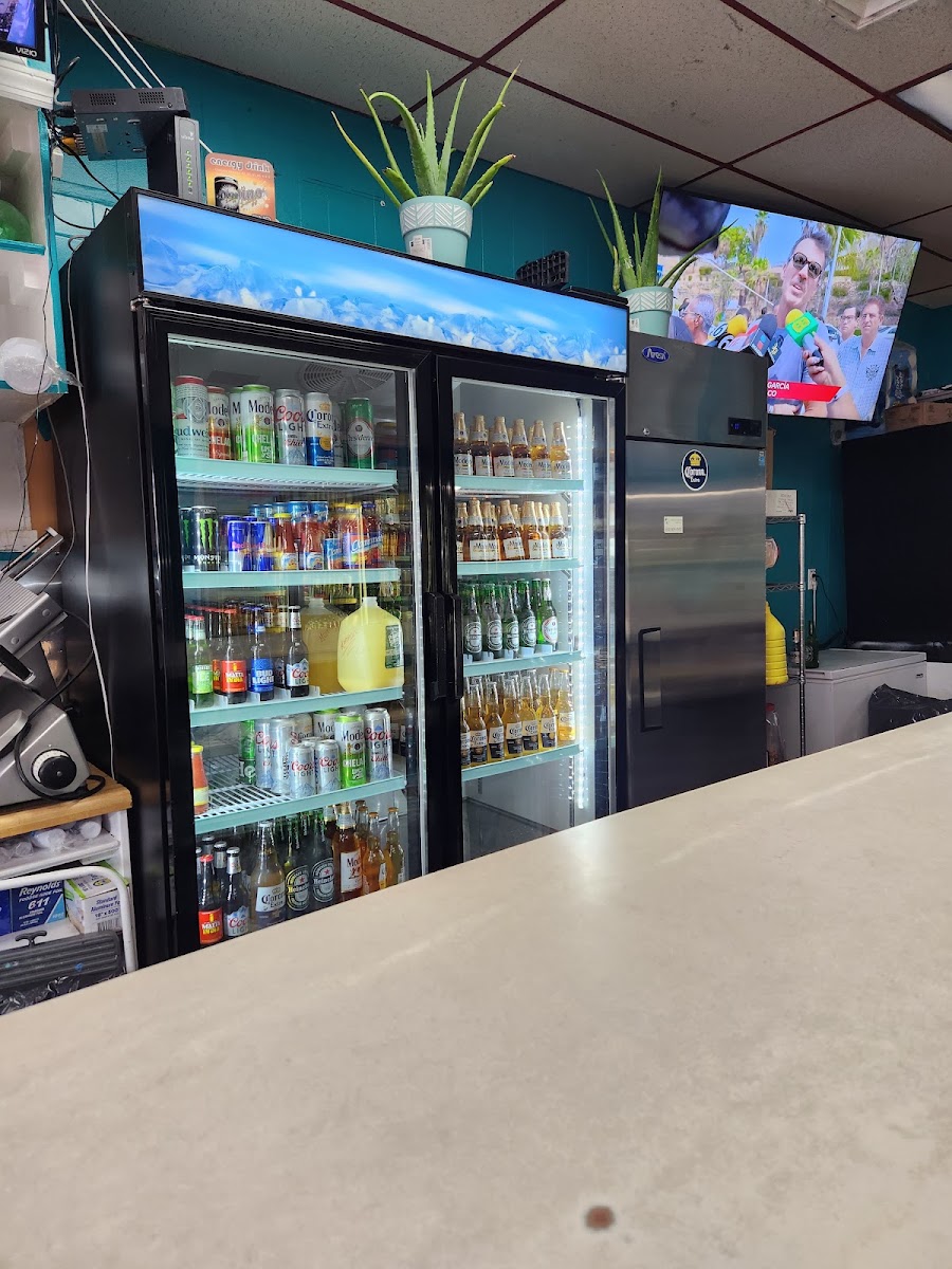 Salazar Deli & Restaurant
