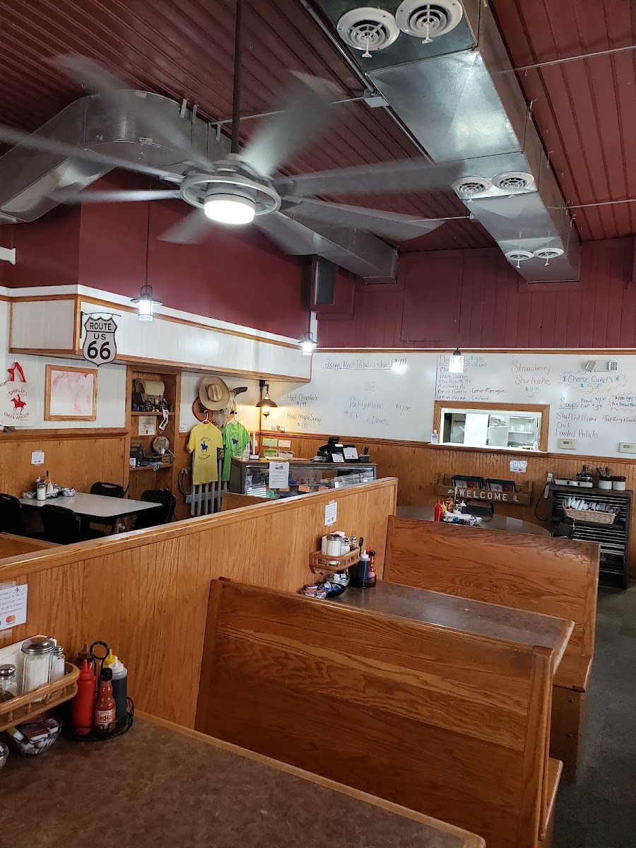 Shirley's Chuckwagon Cafe