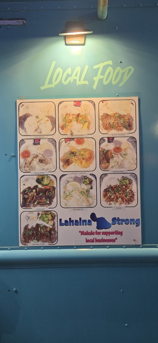 Lahaina Grindz menu board