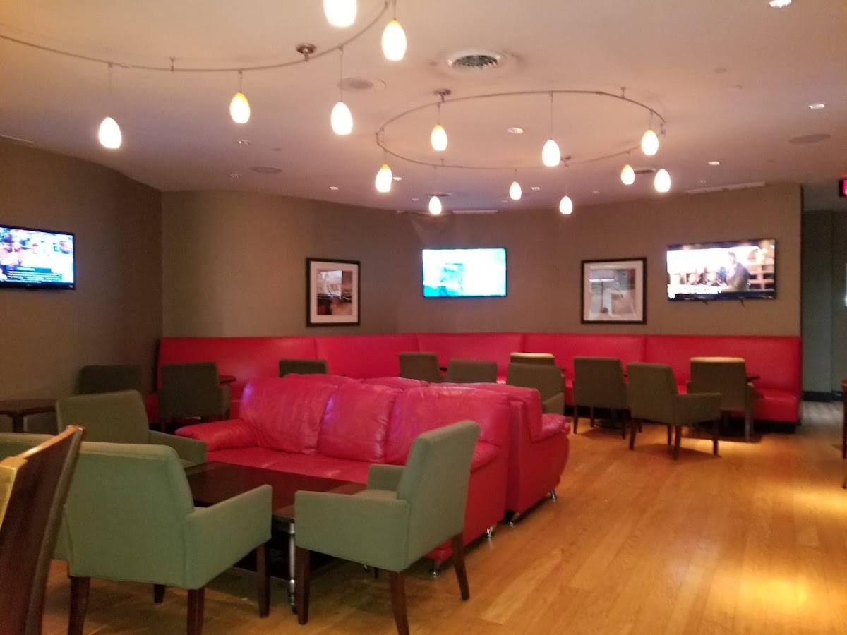 31 Hundred Restaurant & Bar