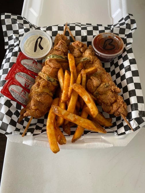 Cordell’s Wingz and Thangz