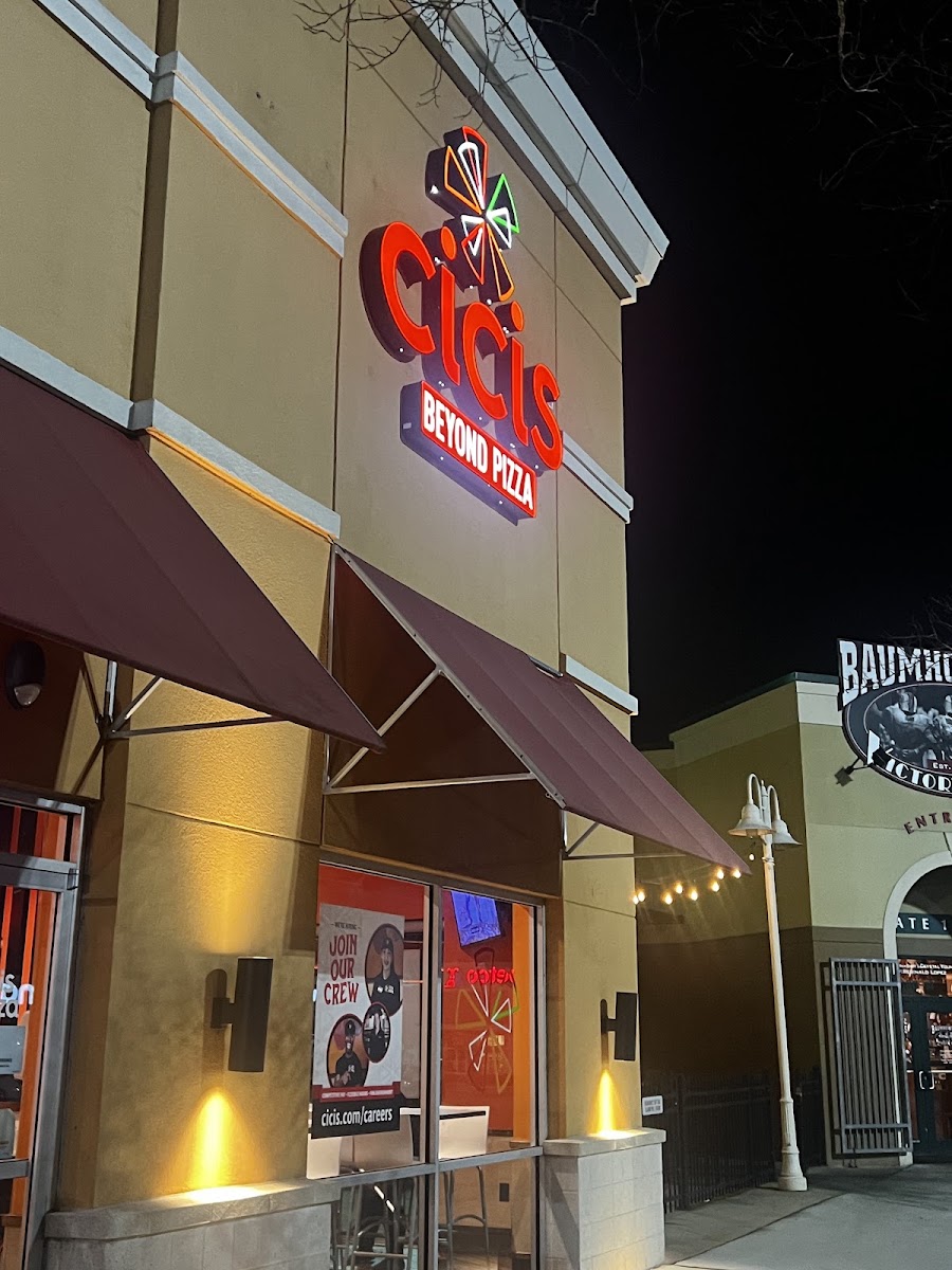 Cicis Pizza